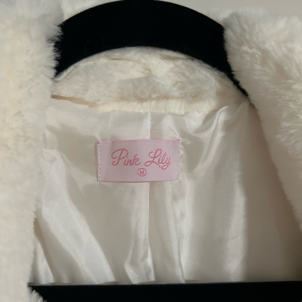 Pink Lily Cream Teddy Coat - Picture 3 of 4